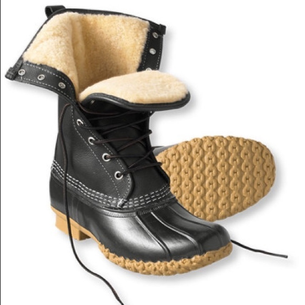 LL Bean Black Shearling Bean Boot
